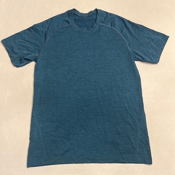 lululemon athletica Other - 46. Lululemon Mens Blue Vented TShirt